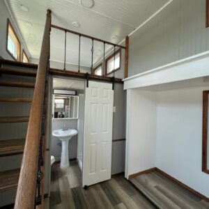 Spacious slide-out, Fully Equipped & Move-In Ready