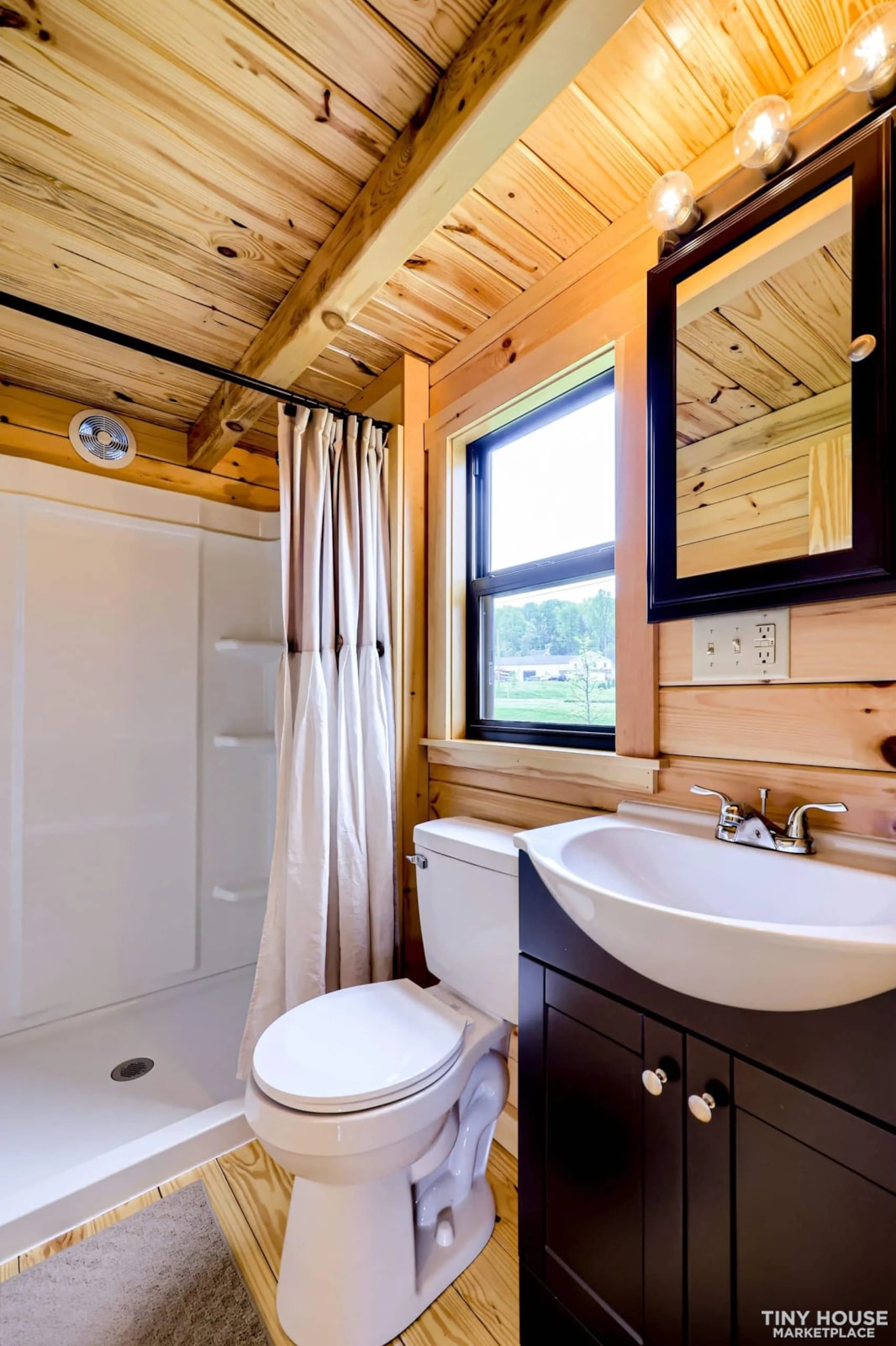 Brand New Rancher Cabin - Spacious Living, Fully Furnished, Available Now - Image 6