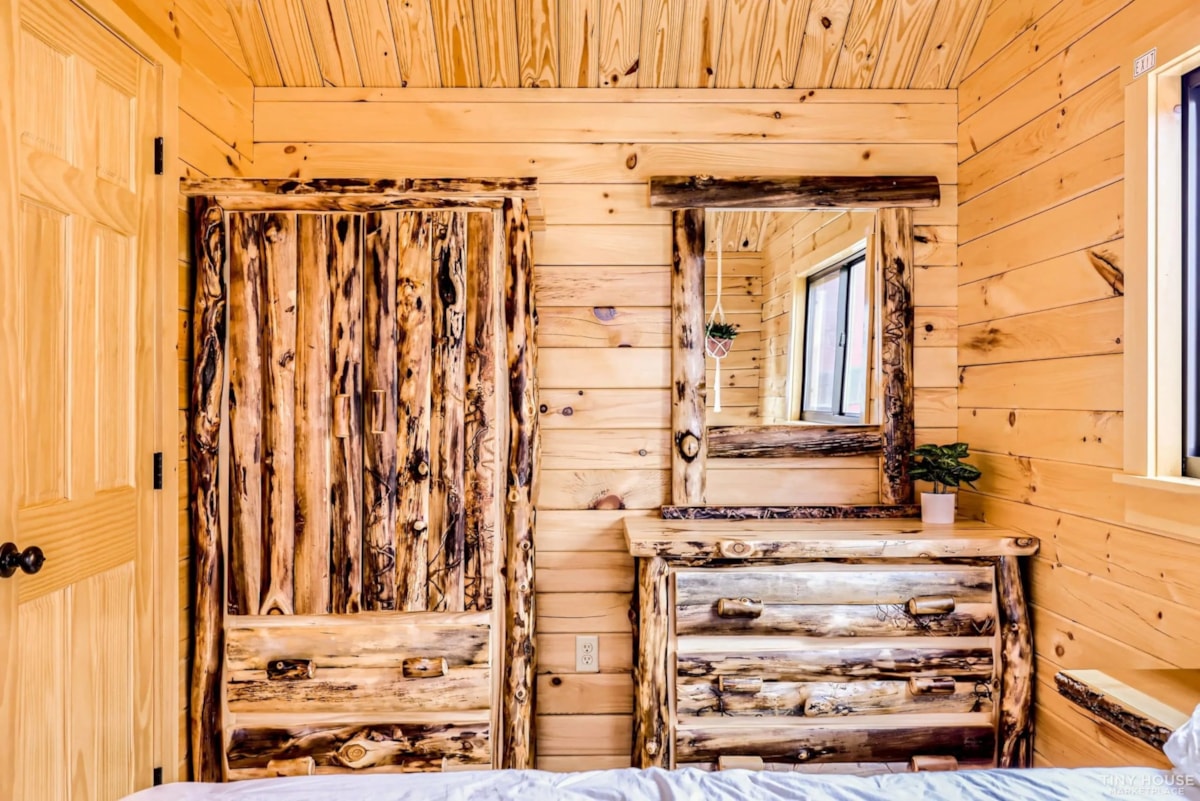 Brand New Rancher Cabin - Spacious Living, Fully Furnished, Available Now - Image 8